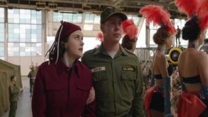 3 сезон 1 эпизод — «В дороге» (Strike Up the Band)