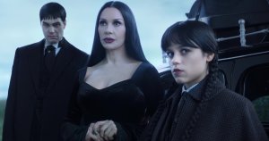 2 сезон 1 эпизод — «Ну вот начинается...» (Chapter I: Here We Woe Again)