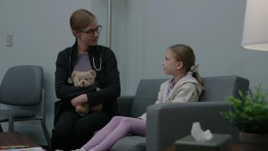 1 сезон 8 эпизод — «Восьмой час: С 14:00 до 15:00» (2:00 P.M.)