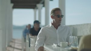 Бескрайний бассейн (Infinity Pool)